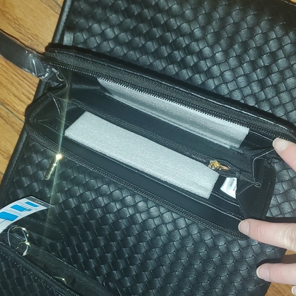 3 piece handbag set new with tags - Picture 4 of 6